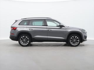 Škoda Kodiaq 2,0 TDI 147kW 4x4 DSG Tour DPH SUV - Foto 8