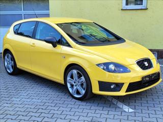 Seat Leon 2,0 TSi 185kW FR SERVIS.SEAT hatchback