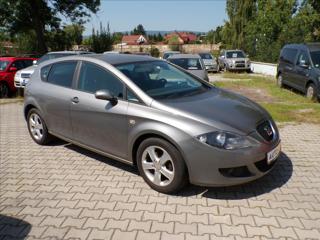Seat Leon 1,4 TSI  KLIMATIZACE hatchback