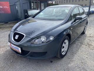 Seat Leon 1,6 MPi  Serviska,Klima,8xPneu hatchback