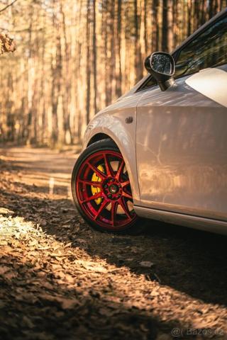 Seat Leon 2,0 Cupra hatchback - Foto 5