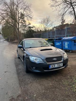 Subaru Legacy 2,0   D 110kW AWD – nový motor sedan