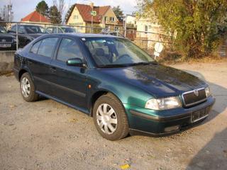 Škoda Octavia 1.9TDi-Serviska hatchback