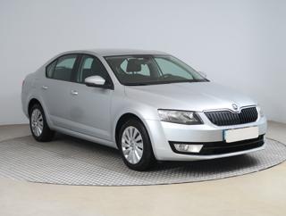 Škoda Octavia 1.6 TDI 81kW hatchback