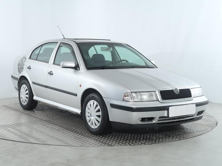 Škoda Octavia - ilustrační obrázek