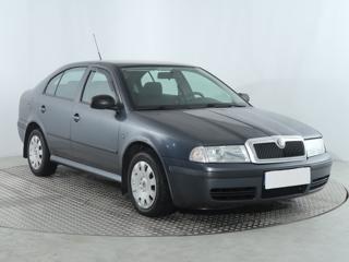 Škoda Octavia 1.9 TDI  74kW hatchback