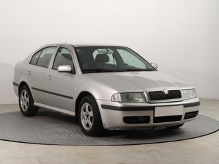 Škoda Octavia 1.9 TDI  74kW hatchback