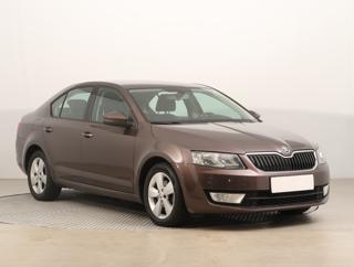 Škoda Octavia 1.6 TDI 77kW hatchback