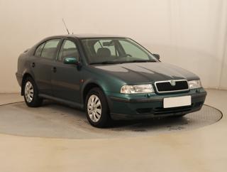 Škoda Octavia 1.8 20V 92kW hatchback