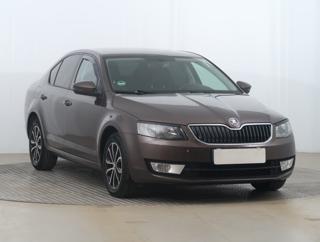 Škoda Octavia 1.6 TDI 81kW hatchback