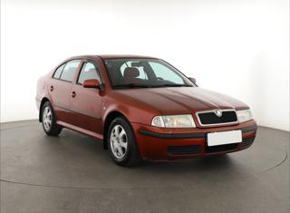 Škoda Octavia 1.6 74kW hatchback