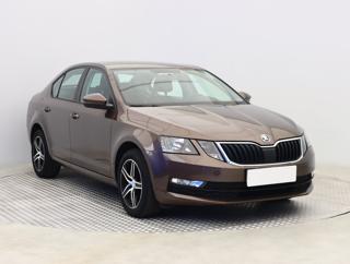 Škoda Octavia 1.6 TDI 85kW hatchback