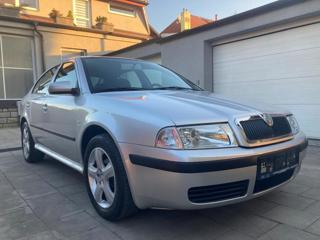 Škoda Octavia 1,6 MPi AUT.KLIMA hatchback