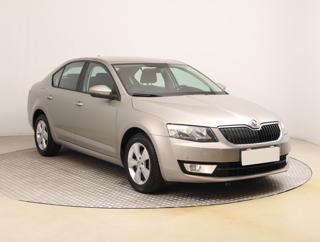 Škoda Octavia 1.6 TDI 81kW hatchback