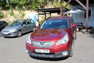 Subaru Outback 2.5i LPG kombi LPG + benzin