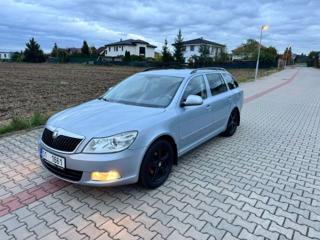 Škoda Octavia 1.6TDi AMBITON*TAŽNÉ* kombi