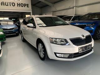 Škoda Octavia combi 1.6 TDI DSG Ambition kombi