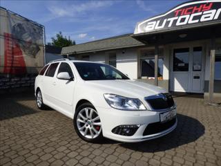 Škoda Octavia 2,0 TDI DSG RS,REZERVACE,model 2013,Bi-Xenon,Navi kombi