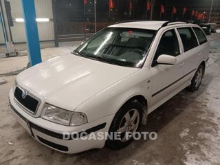 Škoda Octavia 1.6i, ČR kombi