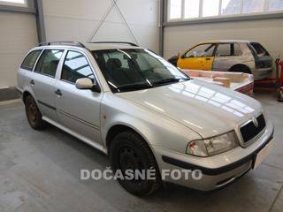 Škoda Octavia 1.6i, ČR kombi