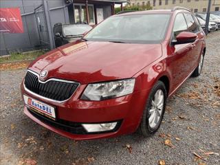 Škoda Octavia 1,6 TDi  Serviska,Tažné,Výhřev kombi