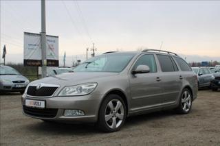 Škoda Octavia 1,6 TDi  KLIMA,ČR,STK 9/2026 kombi