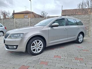 Škoda Octavia 1,6TDI Edition,panorama,tažné kombi