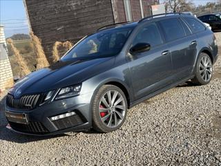 Škoda Octavia 2,0 RS TDI 135kW 4x4 DSG TAŽNÉ kombi