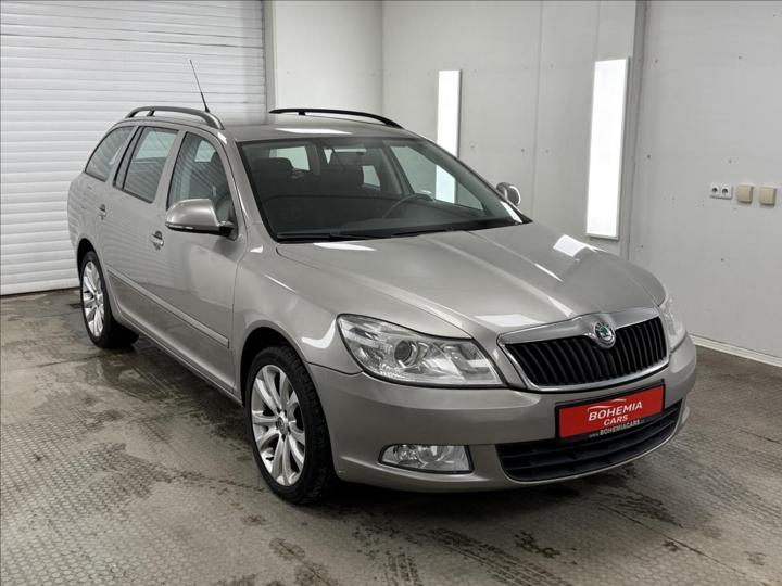 Vůz s VIN TMBHT61Z8B2063185