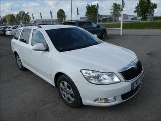 Škoda Octavia 1,6 TDI Ambition Combi,2xkola kombi