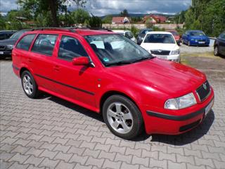 Škoda Octavia 2,0 i  KLIMA,TAŽ.ZAŘ. kombi