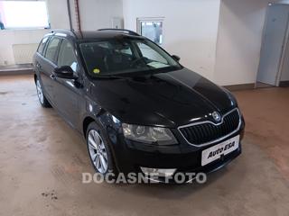 Škoda Octavia 2.0TDi, Serv.kniha kombi
