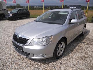 Škoda Octavia 2,0 TDi 103Kw  CR Ambiente kombi