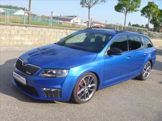 Škoda Octavia 2,0 TDI RS 135kW NAVI KAMERA kombi