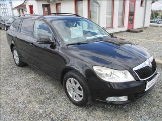 Škoda Octavia 1,4 TSI, servis, klimatizace, kombi