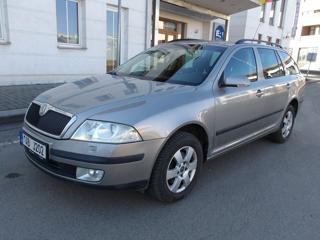 Škoda Octavia 2,0TDi DSG !!! ČR 2.MAJITEL ! kombi