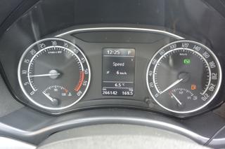 Škoda Octavia 2.0TDi RS DSG kombi - Foto 17
