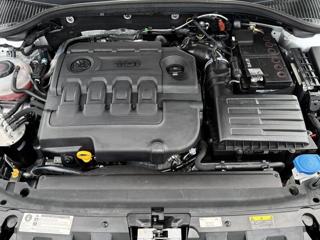 Škoda Octavia Scout 2,0 TDI 4x4 Automat kombi - Foto 6