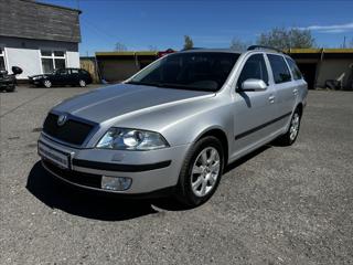 Škoda Octavia 2,0 FSI-SERV.KNIHA-AUT.KLIMA kombi
