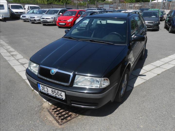 Vůz s VIN TMBKS21U428572032