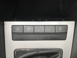 Škoda Octavia 1,6 kombi - Foto 17