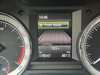 Škoda Octavia 2,0 TDI 150PS Style M/T kombi - Foto 39