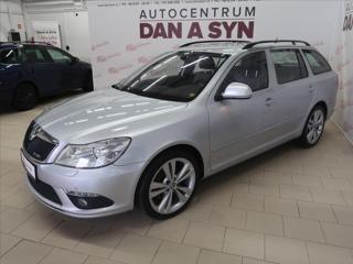 Škoda Octavia 2,0 TDI CR RS nezávislé topení kombi