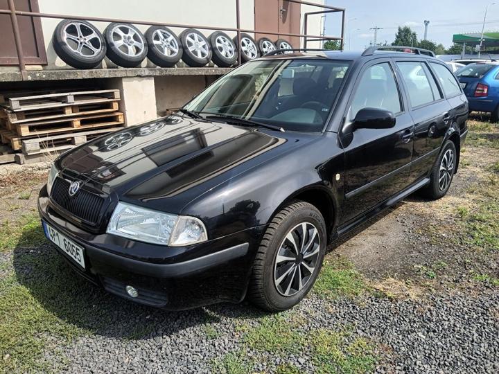 Vůz s VIN TMBJG21U158785702