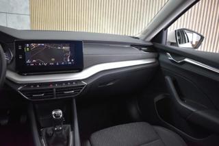 Škoda Octavia 2.0 TDI STYLE*KESSY*DPH*ČR 1.M kombi - Foto 9