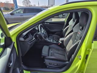 Škoda Octavia Combi RS 2,0 TSI 195kW DSG, we kombi - Foto 9