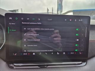 Škoda Octavia Combi RS 2,0 TSI 195kW DSG, we kombi - Foto 28