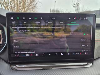 Škoda Octavia Combi RS 2,0 TSI 195kW DSG, we kombi - Foto 34