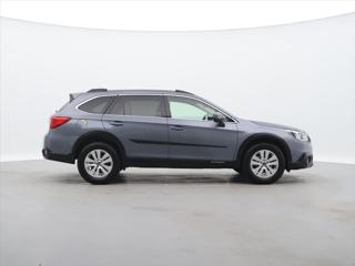 Subaru Outback 2,5 i 129kW 4x4 LPG Aut,klima Tažné kombi - Foto 8