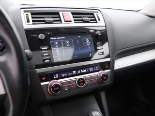 Subaru Outback 2,5 i 129kW 4x4 LPG Aut,klima Tažné kombi - Foto 19
